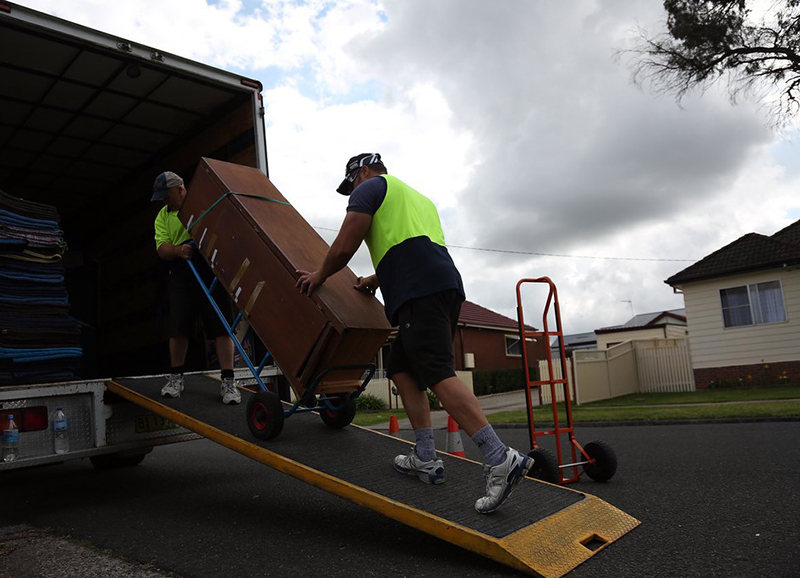 professional house movers